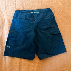 Arc'teryx Sabria Women's Hiking Shorts Black Size Small